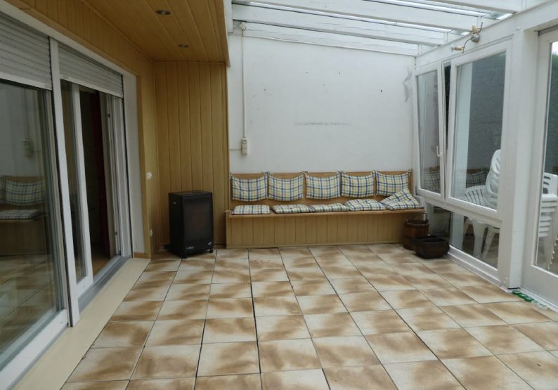 überdachte Terrasse